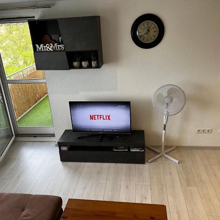 Moderne Wohnung Mit Bergblick Friedrichshafen Bagian luar foto